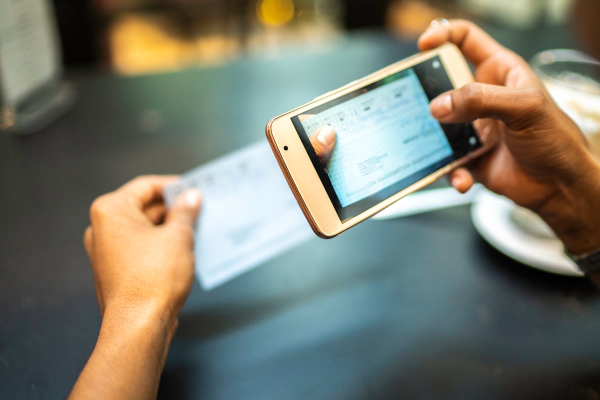 All you need to know about mobile deposit